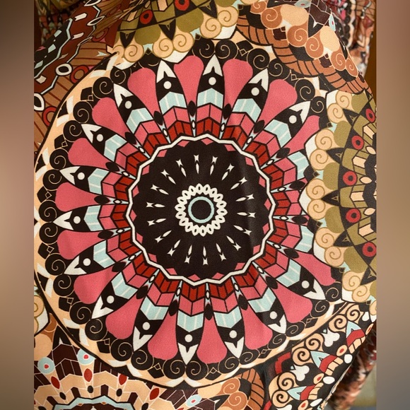 NWT beautiful geometric patterned tankini top from Yonique, size XL. - Picture 11 of 13